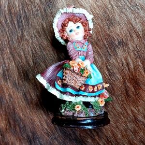 Vintage figurine
